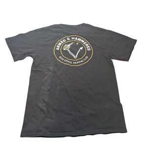 Beer Savage Armed Hammered Drinking Club Black Graphic‎ T-Shirt Mens Small